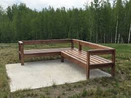 Build this awesome outdoor coffee table using exterior grade lumber like cedar or pressure treated wood and these free downloadable woodworking plans. 2x4 Outdoor Coffee Table Ana White