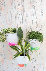 Plants — from the ground up and from the ceiling down. 20 Diy Hanging Planters How To Make A Hanging Planter