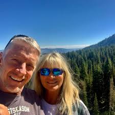 What type of leggings to wear in Iceland in June?