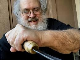 Hi everyone, posting a question today about thumbrests. I do own a three  star metal clprint which I'm generally very happy with. Only the thumbrest  feels a bit awkward to me (being