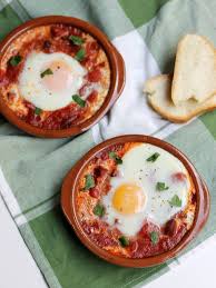 Baked Eggs With Chorizo And Tomato Pretty Mayhem Baked Eggs With Chorizo Brunch Recipes Fast Dinner Recipes