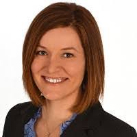 Laura Guill's Instagram, Twitter & Facebook