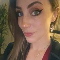 Vicki Barone's Instagram, Twitter & Facebook