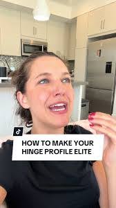 Caroline Shoop's Instagram, Twitter & Facebook