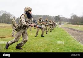 Sikh soldiers hi-res stock photography ...