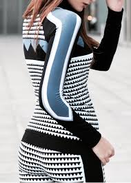 Seamless Sweat Wicking And Seriously Statement These Printed Baselayers Are Designed So That You Can Stay Both Warm A Sports Wear Women Skiing Outfit Fashion