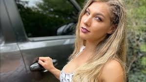 2017 Toyota Tacoma oil change with Amber Dee