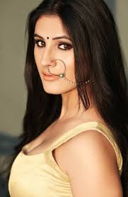 Raashi khanna is a lovely indian actress and model who mostly works in the telugu and tamil film industries. Savdhaan India Actresses Real Name And Hot Photos Top Beautiful Actresses From Savdhaan India Spideyposts Top 10 Of Hollywood And Bollywood Actresses Movies Songs Videos Fashion