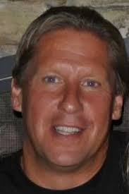 Chris Elbert's Instagram, Twitter & Facebook