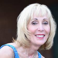 Freda Walls's Instagram, Twitter & Facebook