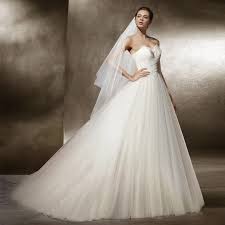 Maybe you would like to learn more about one of these? Duchesse Prinzessin Schulterfreies Brautkleid Federn Herzausschnitt Tull Schlicht