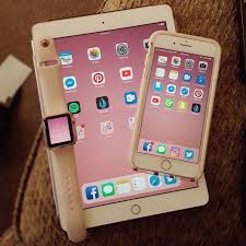Iphone Ipad Apple Watch Iphone 7 Plus Ipad 2017 Rose Gold Gold Pink Wall Apple Applewatch Gold Ipad I Apple Watch Iphone Iphone Iphone 7 Plus