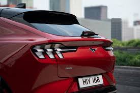 Whatever this is, it's clearly a ford mustang of some sort. Test Ford Mustang Mach E Einer Von Den Coolen Jungs