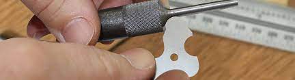 Corner radius quick jig 3/8 and 1/2 sku: Radius Gages Sets Metric Sae Individual Angle Fillets Holders Toolsid Com