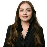 Leslie Chacon's Instagram, Twitter & Facebook