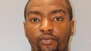 Sheriff Leon Lott captures serial burglary suspect in foot chase