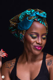 Proud Namibian 🌺💗 🦄 ✨ 💋 🇳🇦 . Bonnet /headscarf by: Blaque 📸 : Opas  Isamurai Onucheyo 💄 : Miss Jey Arts