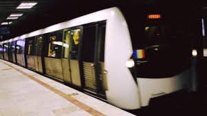 O Tanara A Murit Dupa Ce A Cazut In Fata Metroului A Fost Impinsa De Alta Femeie Cautata Acum De Politie Mobile