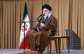 سه شرط رهبر انقلاب برای بررسی در خواست همکاری آمریکا با ایران
