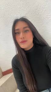 Karla Chong (@karlachong)