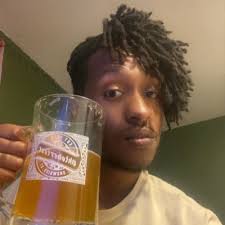 Courtney Buchanan (@courtneyyyyrose)