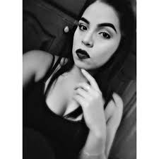 Scarlett Diaz (@deyadiaz12)