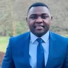 In a 4-1 majority ruling, the Supreme Court has set aside the arrest  warrant issued against Kelvin Taylor by Justice Eric Kyei Baffour back in  January 2020.