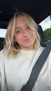 Hello families! My name is Iris. Im located in Woodbridge Virginia. I'm  currently working with an amazing family, but the kids will be heading to  school full time, so it's time for