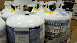 These 20 lb tanks are designed to take up to 20 pounds of propane. Costco Empty 20 Propane Tanks With Gauge 25 Youtube