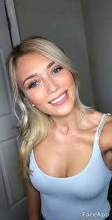 Samantha Coveney's Instagram, Twitter & Facebook