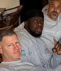 Just had TacoBobs Mexican food wow best I've eaten up here all home made  burgers lovely chilli beef nacho and very good price thank you Tacos and  very fast service