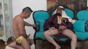 شيخ دارسين - سكس شواذ ولد