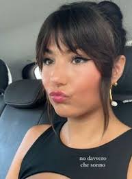 Zoe Levy (zoe101levy)