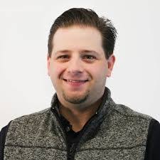 Jocelyn Lake's Instagram, Twitter & Facebook