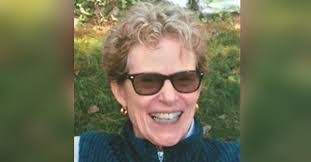 Melanie Dabbs's Instagram, Twitter & Facebook