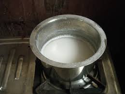 Mon bébé a fait des coliques également. Eau De Chaux Wikipedia