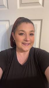 Theresa Irizarry's Instagram, Twitter & Facebook