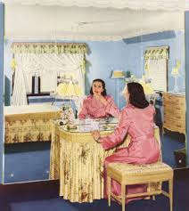 1950s Decor Dressing Tables And The Preparation Of Going Out Bedroom Vintage Vintage Inspired Decor 1950s Decor