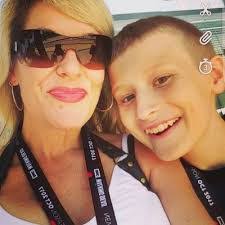 Sandra Merriman's Instagram, Twitter & Facebook