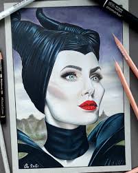 Strong women sketchbook by various artists