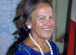 Nilde iotti in un inedito documento video del 1987. Nilde Iotti Signora Della Prima Repubblica Famiglia Cristiana