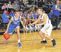 Panthers win rivalry game against Blue Lions