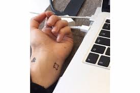 Ratko mladić, the butcher of bosnia, had just been sentenced for life imprisonment, being found guilty of genocide. Firmenlogo Als Tattoo Ich Bereue Es Nicht Jobwelten Derstandard At Karriere