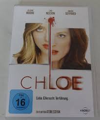 Chloe is a 2009 film about a doctor who hires an escort to seduce her husband, whom she suspects of cheating, though unforeseen events put the family in danger. Chloe Atom Egoyan Film Gebraucht Kaufen A000koji11zzv