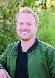 Byron Vogel's Instagram, Twitter & Facebook