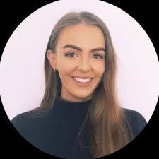 Sophie Morris's Instagram, Twitter & Facebook