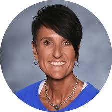 Leslie Mccrary's Instagram, Twitter & Facebook