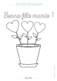 Coloriage fête des grands-mères : un bouquet de coeurs | MOMES.net