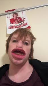 Capturing Cute Moments with Otto Landrum: Gentle Hands and Adorable Shots