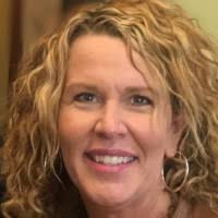 Melissa Hanks's Instagram, Twitter & Facebook